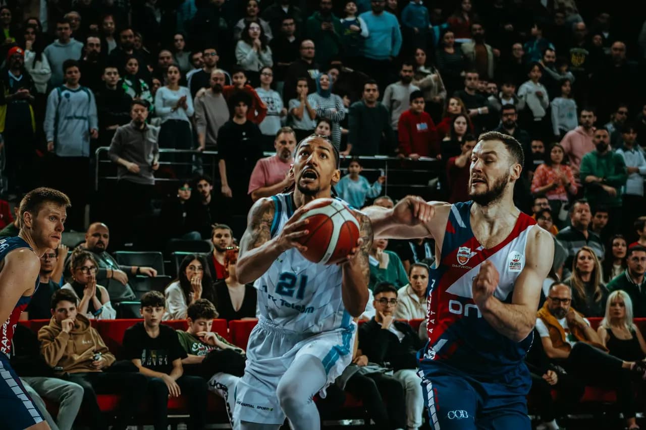 Edwards affiche la confiance des Timberwolves face aux Spurs