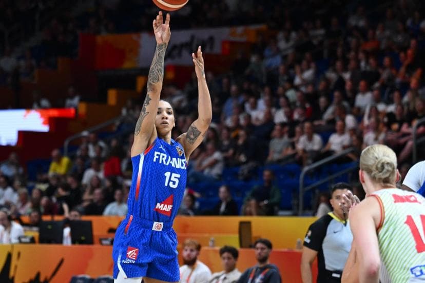 Les Bleues dominent la phase de groupes en Allemagne