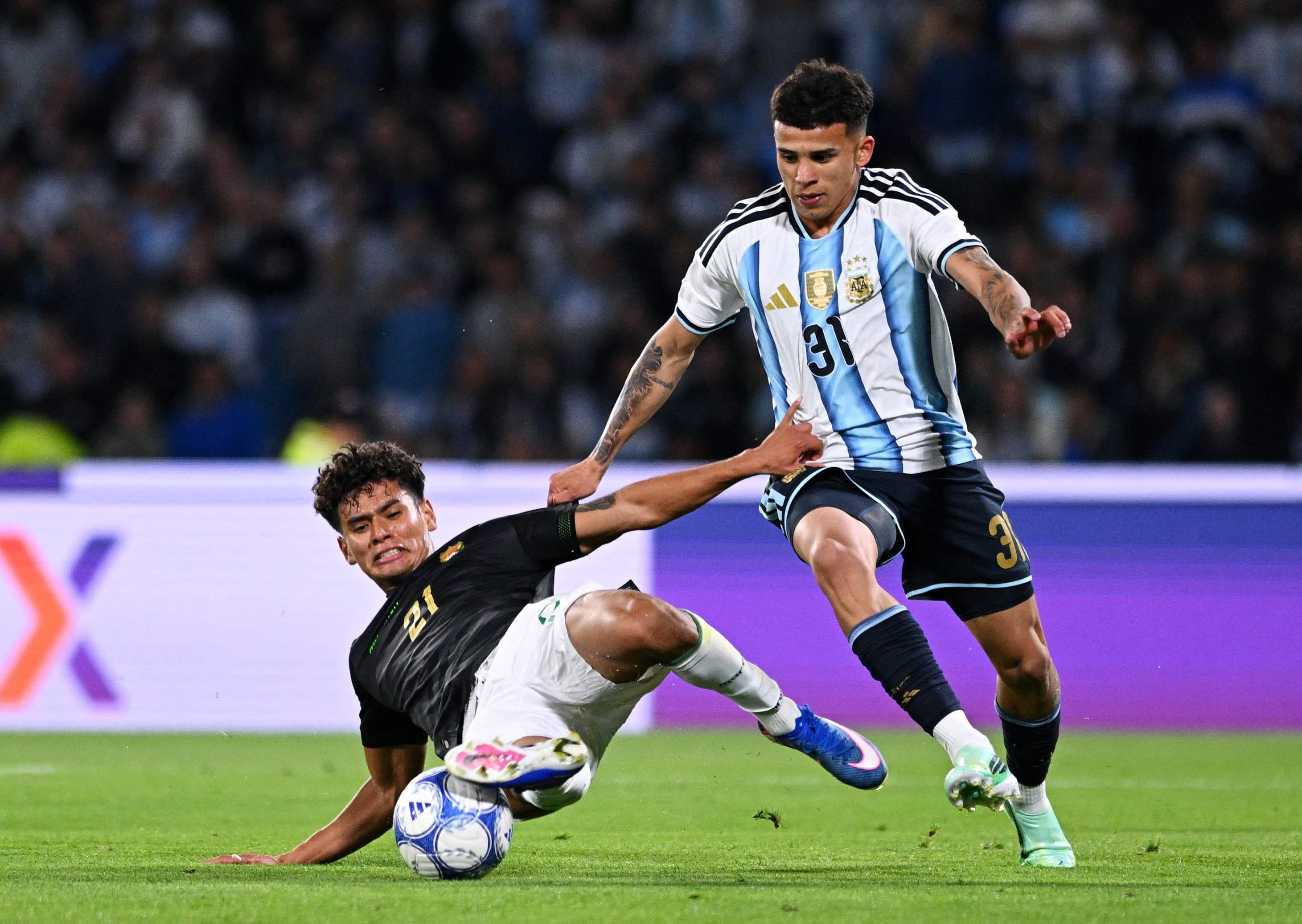 Leonel Flores brille avec l'Argentine, futur talent pour 2026