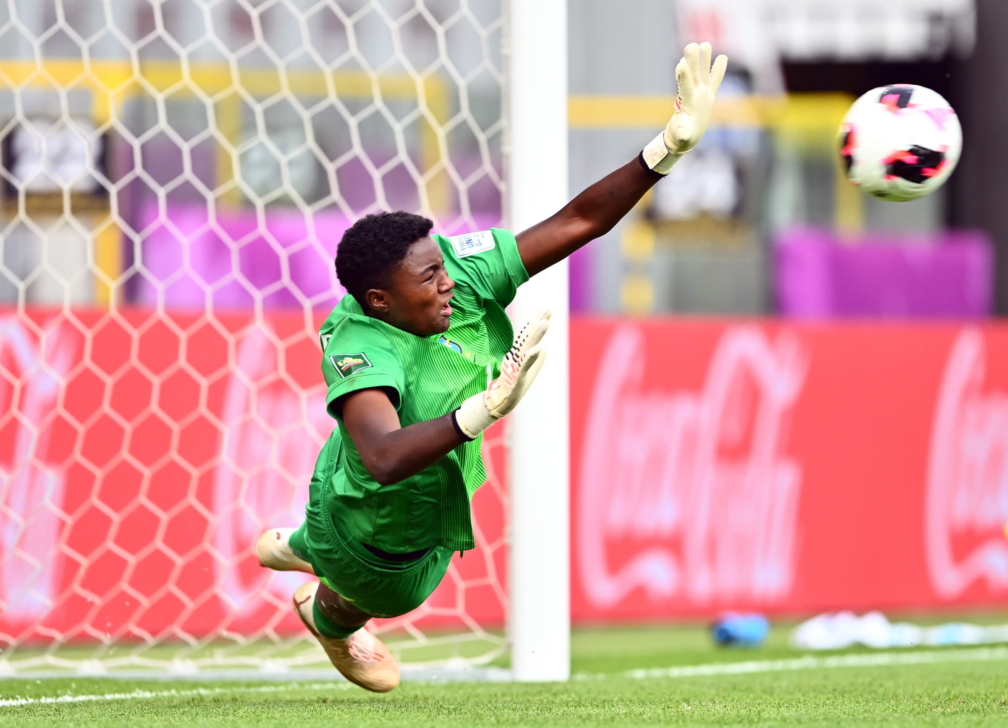 Thaís Lima, la gardienne franco-portugaise qui sauve le Brésil