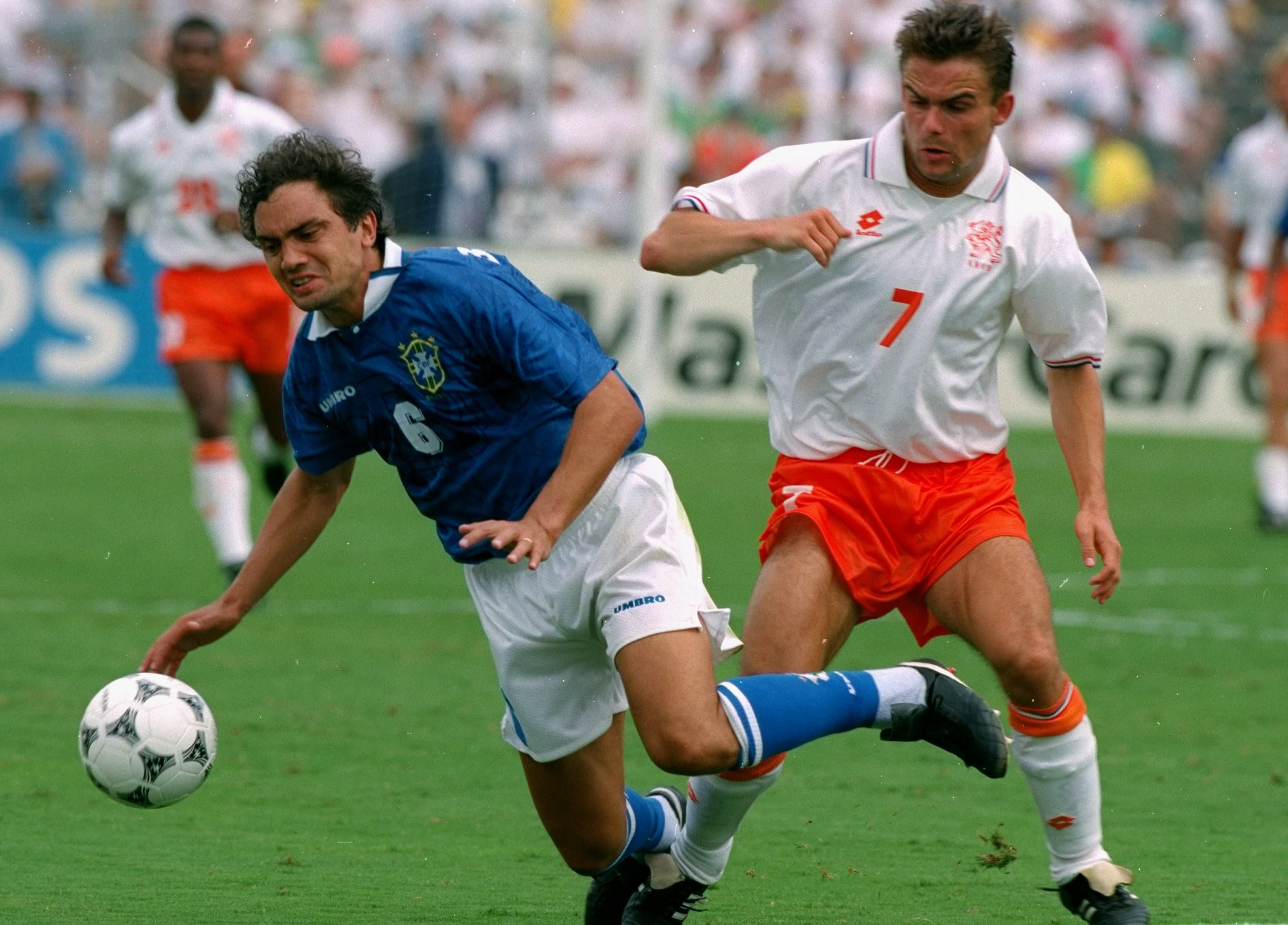 Marc Overmars quitte le football pour raisons de santé
