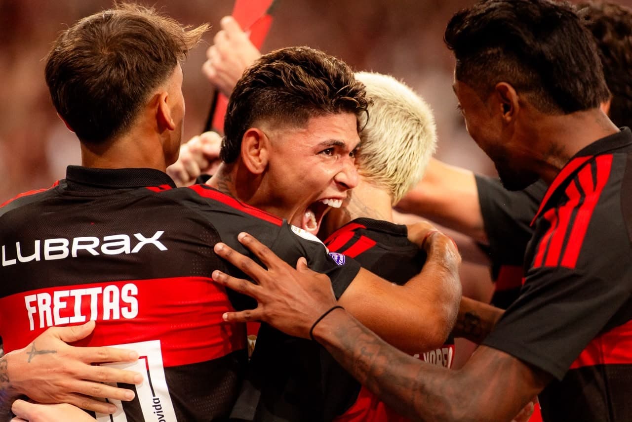 Carrascal decisive, Flamengo maintains pace before the World Cup