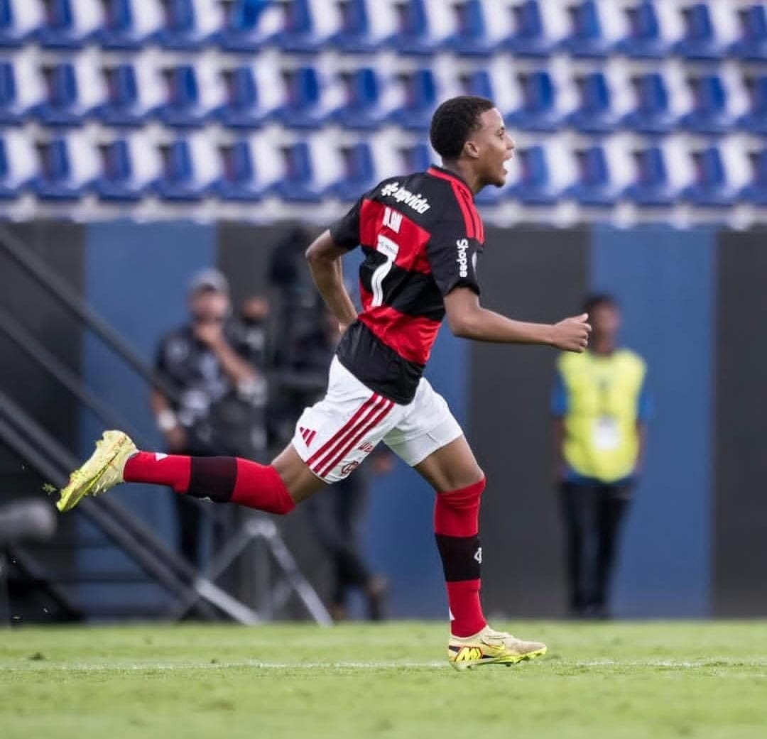 Alan Santos quitte Flamengo pour Benfica en vue de 2026