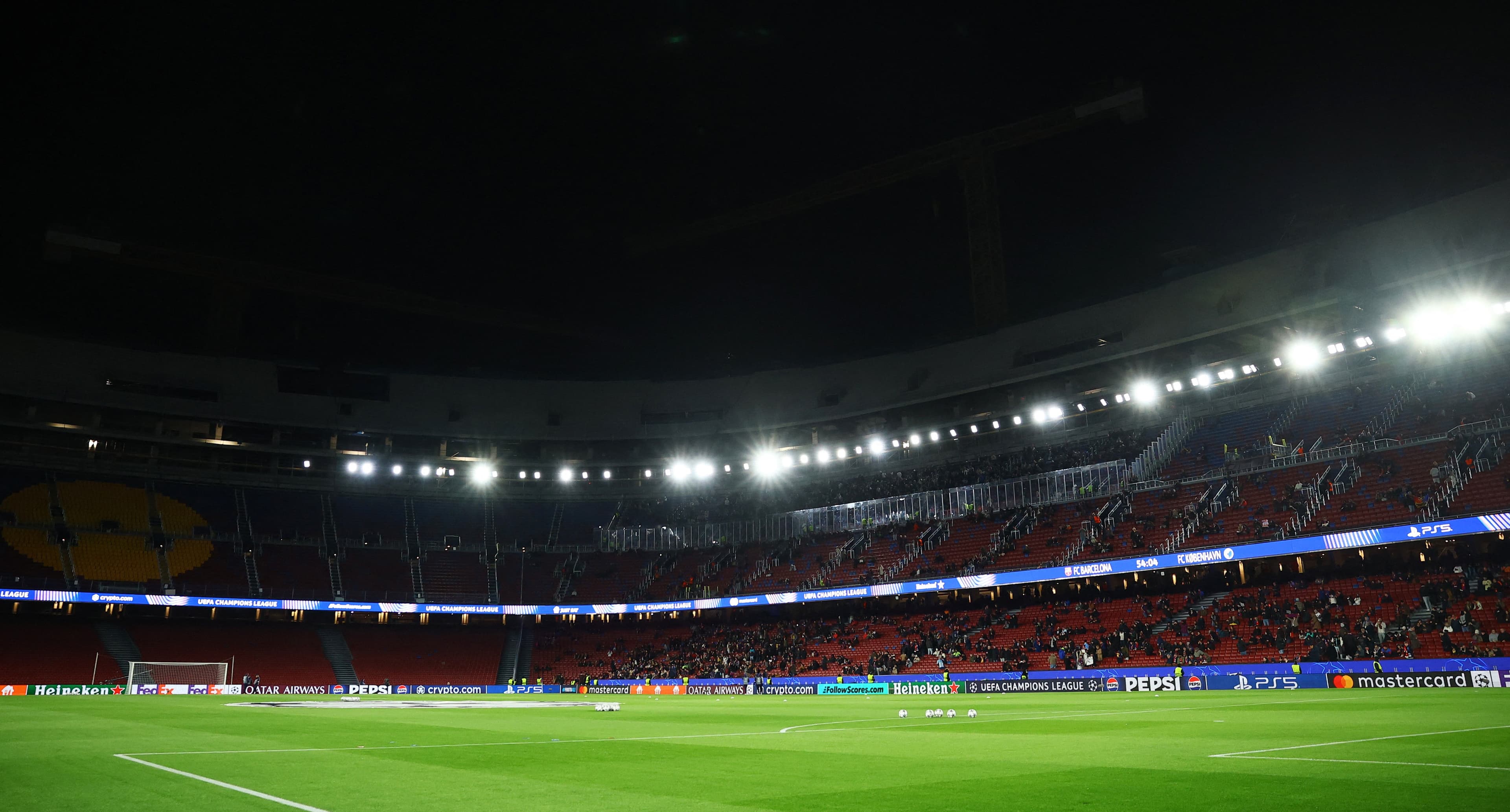 Laporta réclame la finale 2030 au Camp Nou