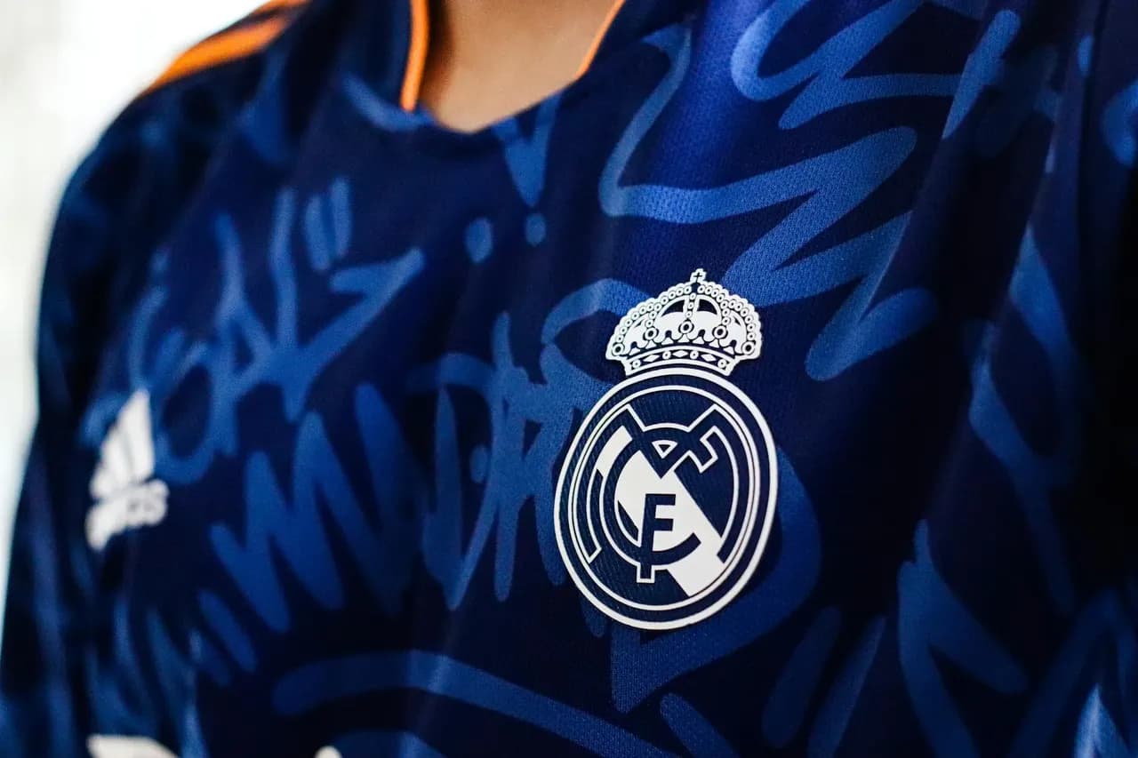 Le marché des maillots explose : 13 milliards en jeu en Europe